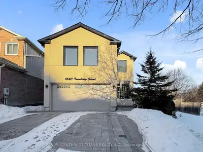 1640 Tawnberry Street, Pickering, On L1x 2c2