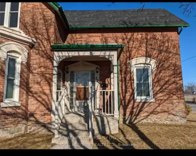 75 Charles Street 1, Oshawa, On L1h 4x8