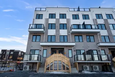 1695 Dersan Street 313, Pickering, On L1v 2p8