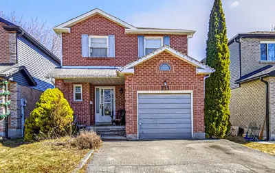 215 Sagebrush Street, Oshawa, ON L1J 7W4
