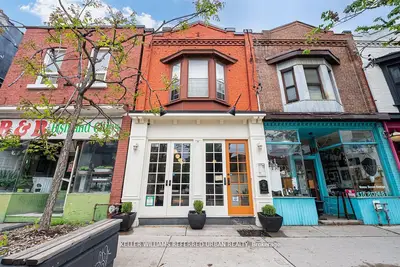 1118 E Queen Street E, Toronto E01, On M4m 1k8