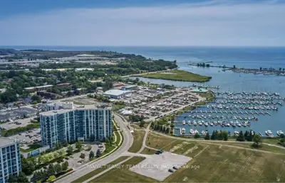 340 Watson Street W 903, Whitby, ON L1N 9G1