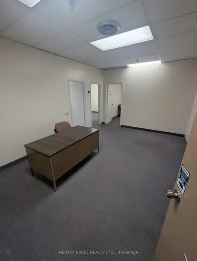 55 Nugget Avenue 223a, Toronto, On M1s 3l1