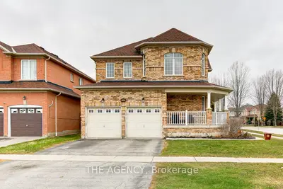 3241 Country Lane, Whitby, ON L1P 1T5