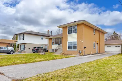 474 Fernhill Boulevard, Oshawa, On L1j 5j7
