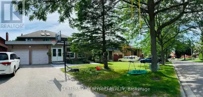 575 Lombardy Avenue Main, Oshawa, ON L1J 8H5