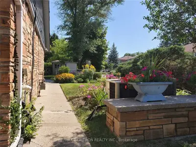 2623 Kennedy Road Bsmnt, Toronto, On M1t 3h5