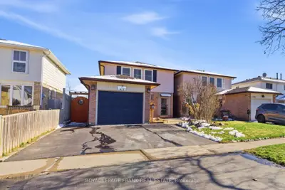 1287 Astra Avenue, Oshawa, On L1k 1h3