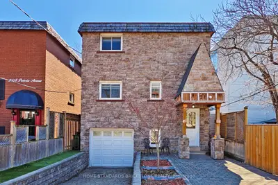 21 Pretoria Avenue, Toronto, On M4k 1t2