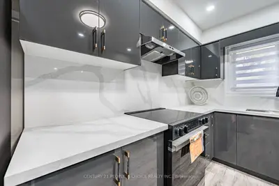 506 Normandy Street 25, Oshawa, On L1h 7n8