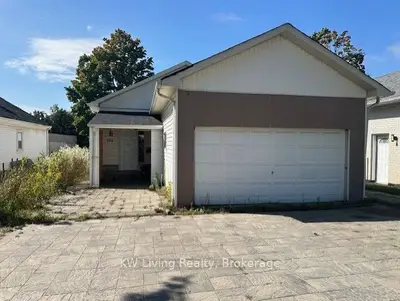 782 Liverpool Road, Pickering, On L1w 1s1