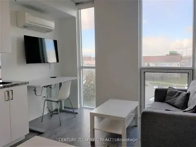 1900 Simcoe Street N 528, Oshawa, On L1g 0c1
