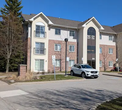 83 Aspen Springs Drive 301, Clarington, ON L1C 5J7