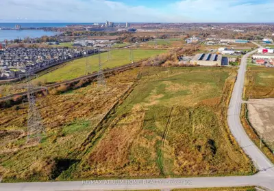 505 Lake Road, Clarington, On L1c 4p8