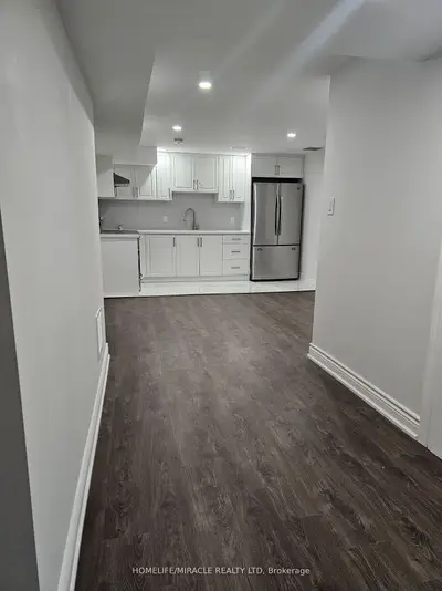 7 Albert Christie Street, Clarington, ON L1C 0T5
