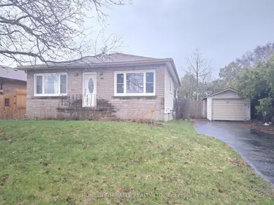 94 Taunton Road W Main, Oshawa, On L1g 3t2