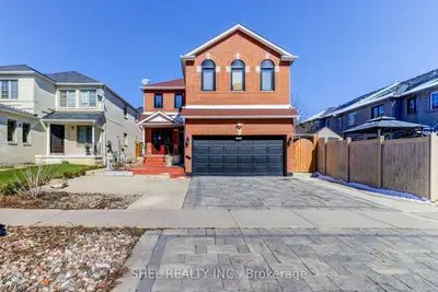 301 Old Harwood Avenue, Ajax, On L1z 1j1