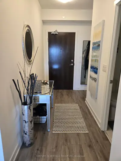 630 Greenwood Avenue 304, Toronto E01, On M4j 0a8