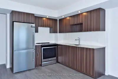 225 Village Green Square 2402, Toronto E07, On M1s 0l3