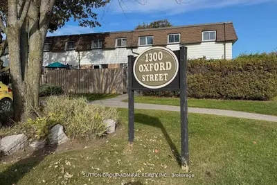 1300 Oxford Street 45, Oshawa, ON L1J 6C5