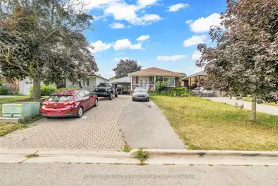50 Seneca Avenue Basement, Oshawa, On L1g 3v4