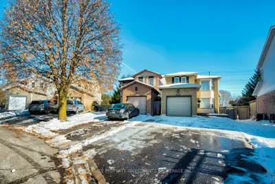 913 Dyer Court, Oshawa, On L1k 1v9