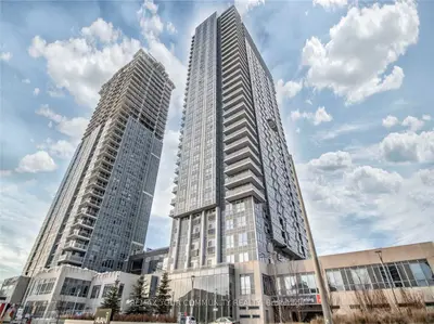 255 Village Green Square 2409, Toronto E07, On M1s 0l7