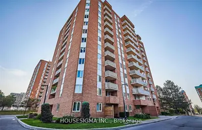 15 Sewells Road 205, Toronto E11, On M1b 3v7