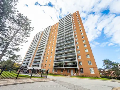 270 Palmdale Drive 1704, Toronto E05, On M1t 3n8
