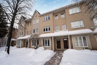 28 Rosebank Drive 806, Toronto E11, On M1b 5z1