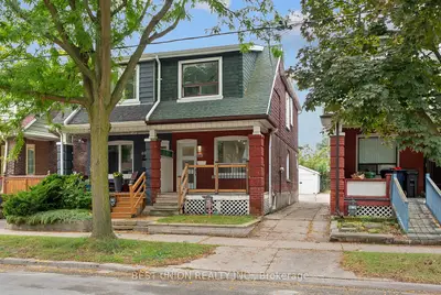 898 Greenwood Avenue, Toronto E03, On M4j 4b8