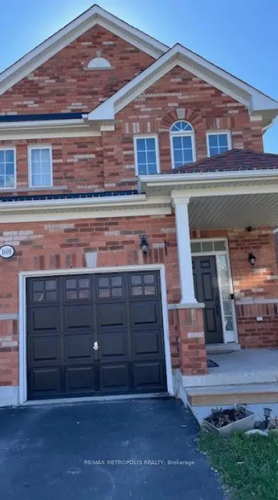 1608 Rockaway Street Upper Room 1, Oshawa, On L1k 0l8