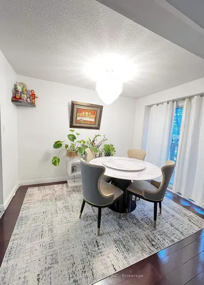 101 Dundalk Drive 1, Toronto, On M1p 4v1