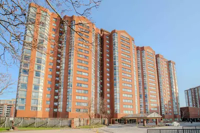2466 Eglinton Avenue E Ph03, Toronto E08, On M1k 5j8
