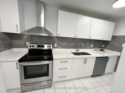 100 Mornelle Court 1097, Toronto E09, On M1e 4x2