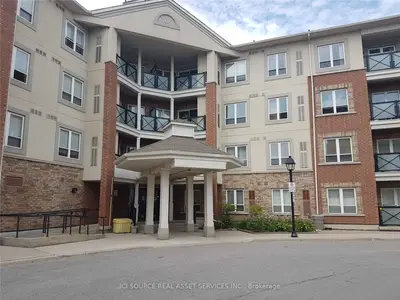60 Mendelssohn Street E 427, Toronto E04, On M1l 0g9