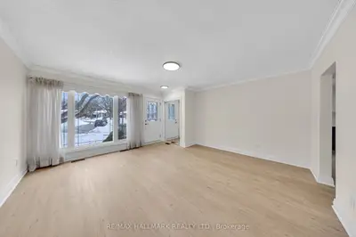 28 Furlong Court Main, Toronto E09, On M1j 1y8