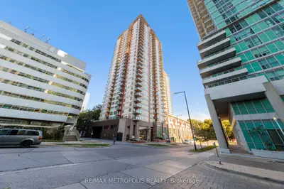 25 Town Centre Court 1909, Toronto E09, On M1p 0b4