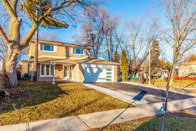 114 Slan Avenue Main & 2nd Floor, Toronto E09, On M1g 3b8