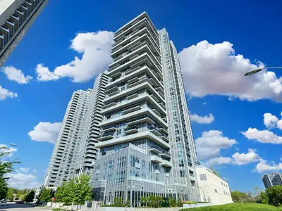 225 Village Green Square 604, Toronto E07, On M1s 0n4