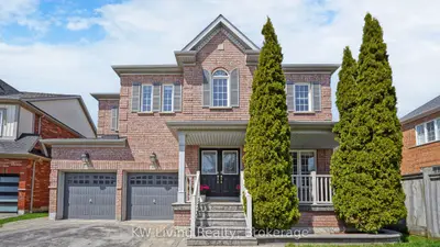 4 Heslop Street, Ajax, On L1t 0g5