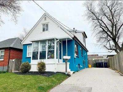 33 Jeavons Avenue Entire House, Toronto E04, On M1k 1s9