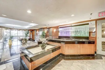 430 Mclevin Avenue Ph11, Toronto, On M1b 5p1