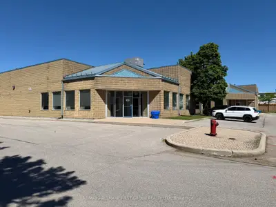 900 Mckay Road 3, Pickering, On L1w 3x8