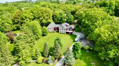 100 Snow Ridge Court, Oshawa, On L1h 0s5