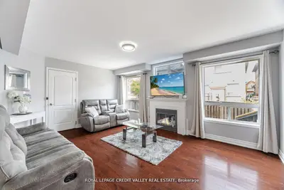 12 Greenhalf Drive, Ajax, On L1s 7n6