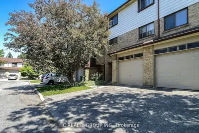 15 Huntingwood Drive 16, Toronto E05, On M1w 2l7