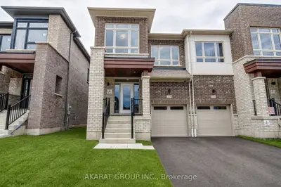 124 Armilia Place, Whitby, On L1p 0p7