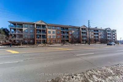 10 Mendelssohn Street 117, Toronto E04, On M1l 0g7