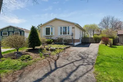 991 Cardinal Court, Oshawa, On L1g 6y4